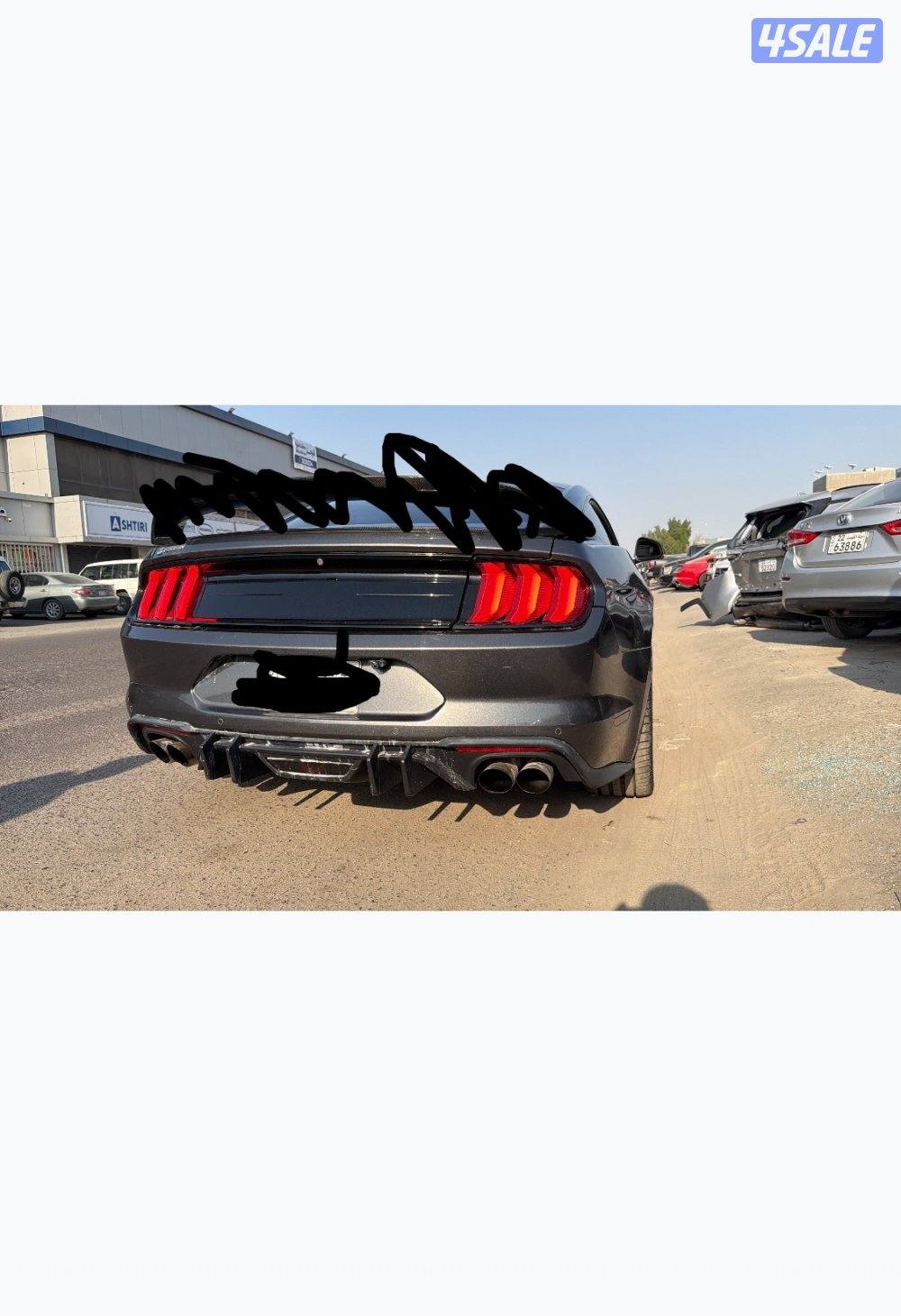 للبيع اغراض موستنغ 2015 لي 2019 كبوت و زوايد الجامة و الجوانب و رنقات2