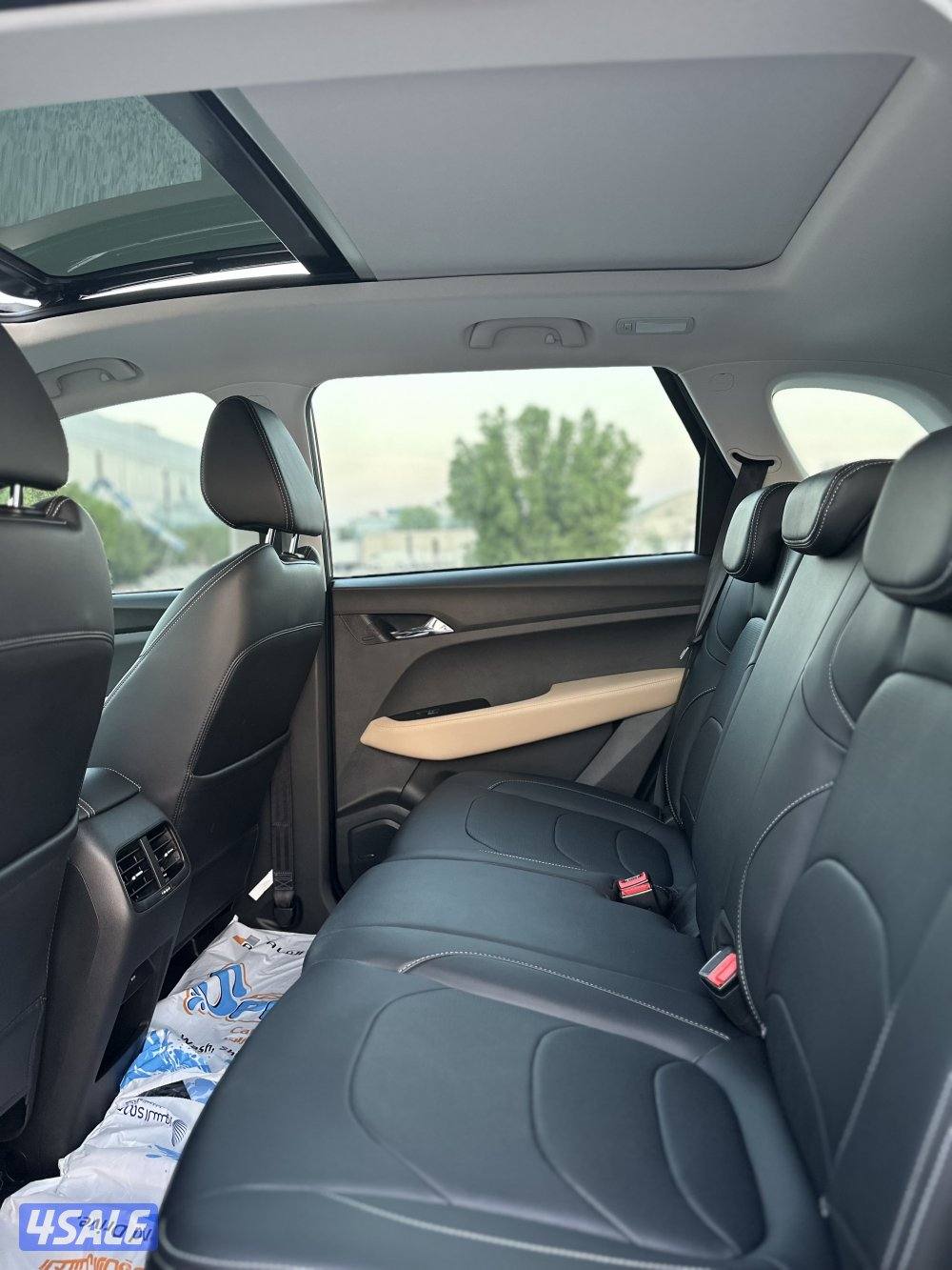 للبيع كابتفيا بريمير موديل 2026 اصفارر ماشي13 الف كيلو7