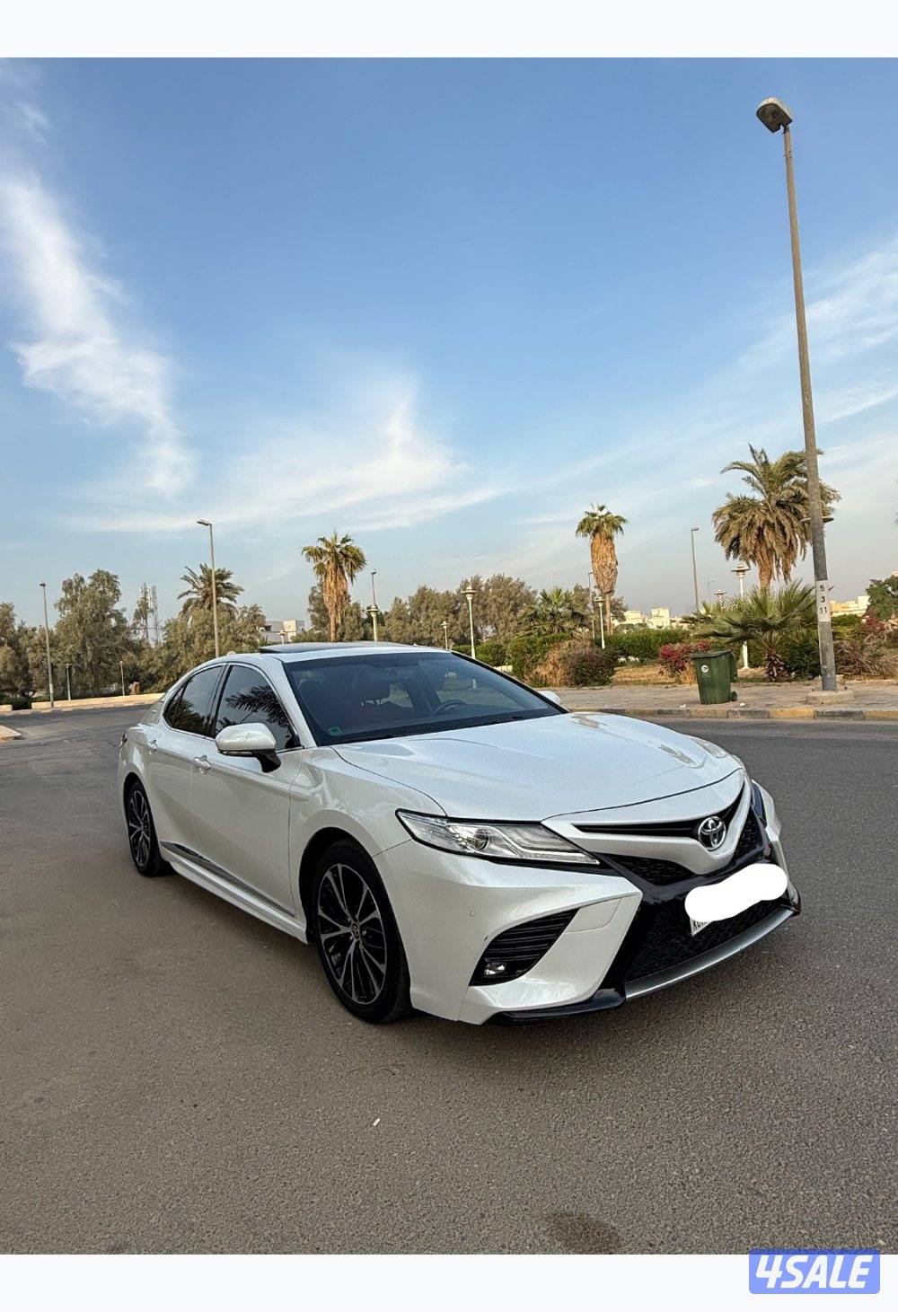 للبيع كامري سبورت - صبغ الوكاله - عداد ٥٠ألف فقط2