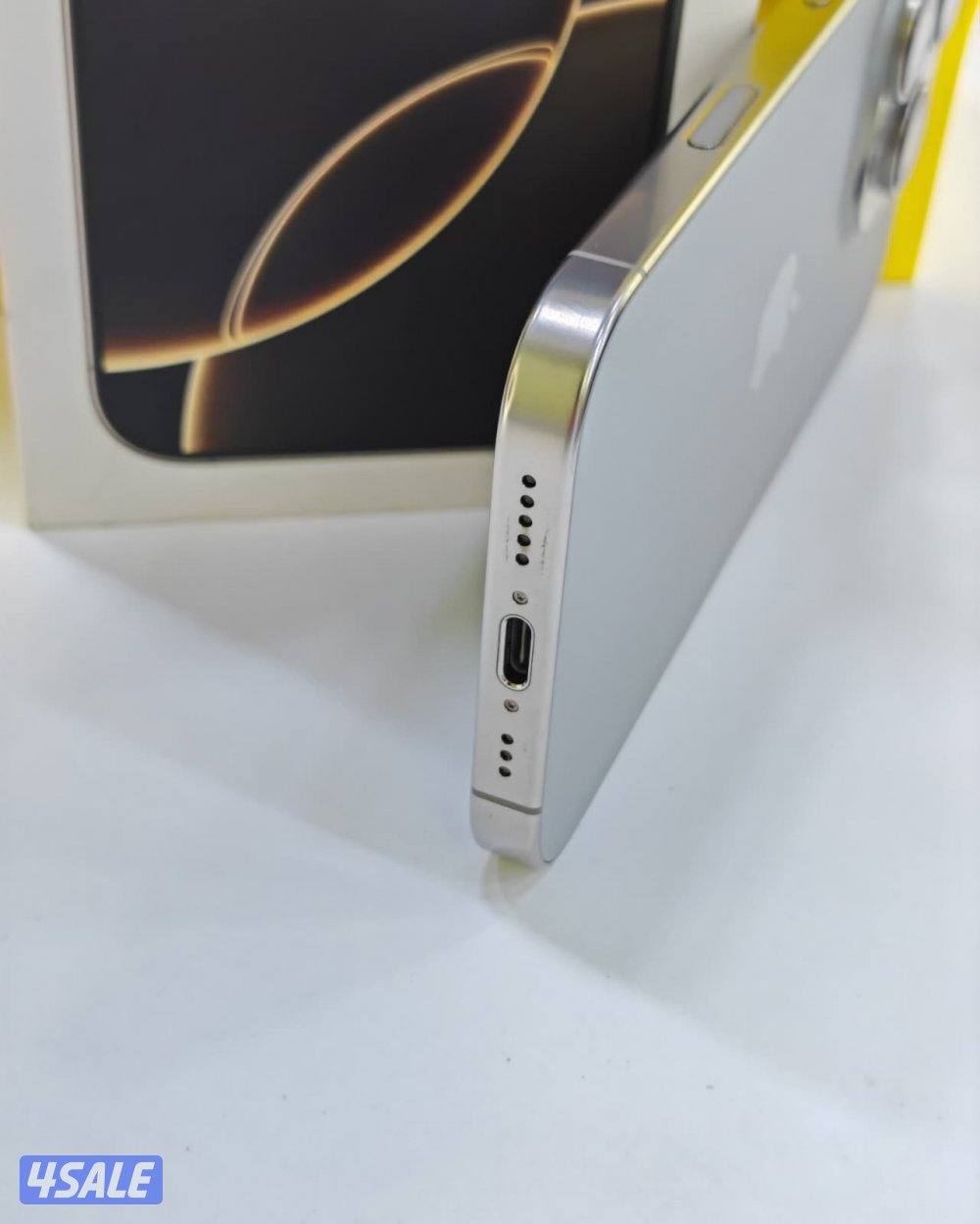 ايفون 16 برو ماكس 512 جيجا تيتانيوم iPhone 16 Pro Max 512GB Natural3