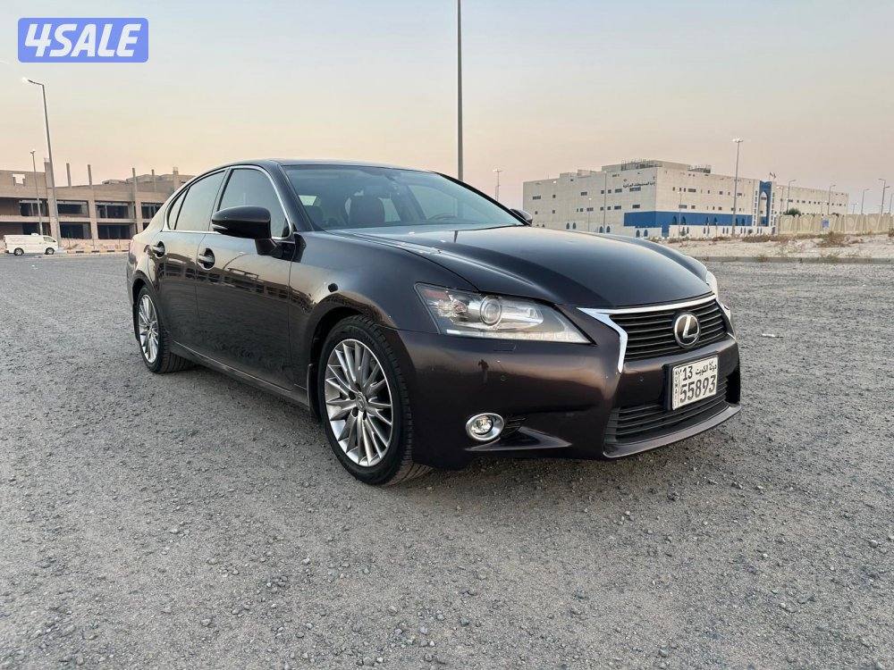 لكزس GS 350 موديل ٢٠١٥ بحالة ممتازة0