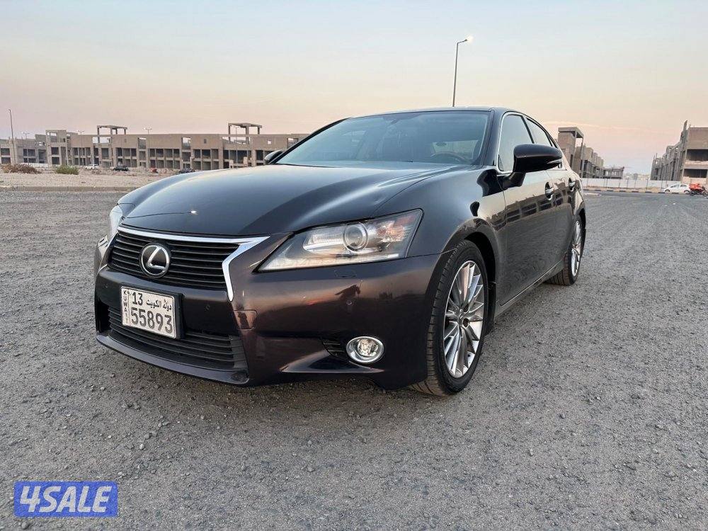لكزس GS 350 موديل ٢٠١٥ بحالة ممتازة3