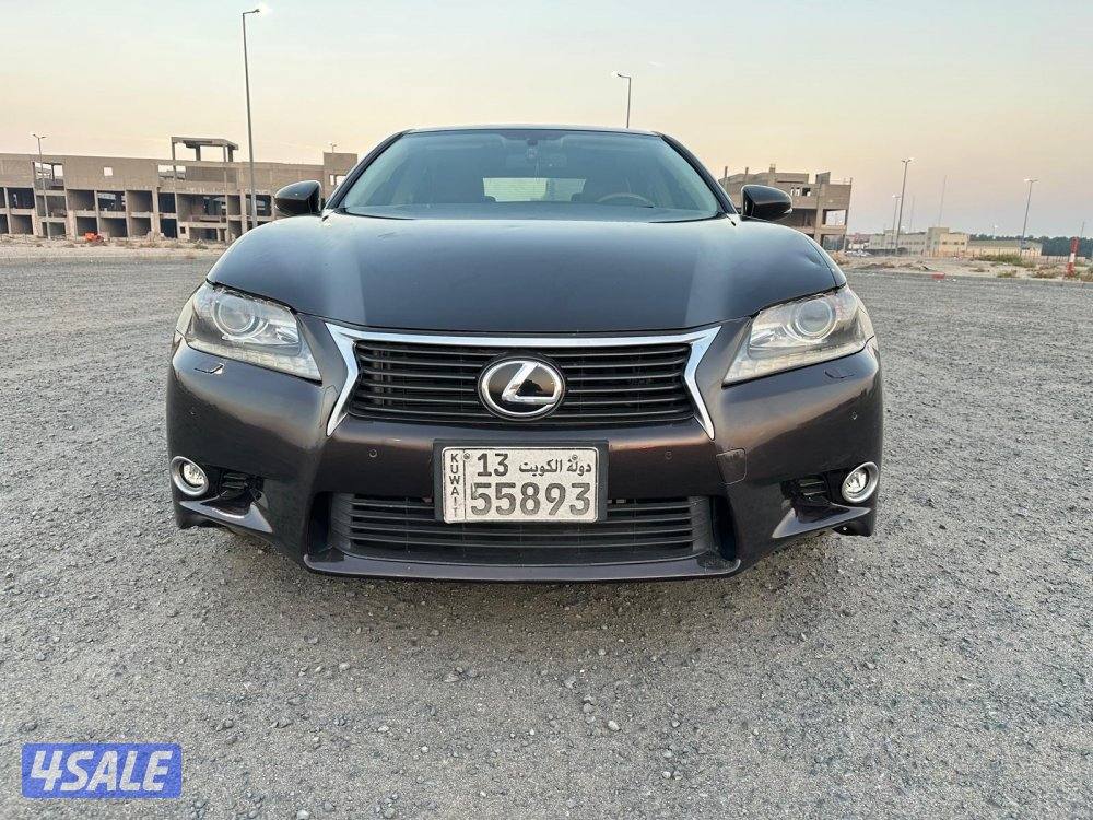 لكزس GS 350 موديل ٢٠١٥ بحالة ممتازة4