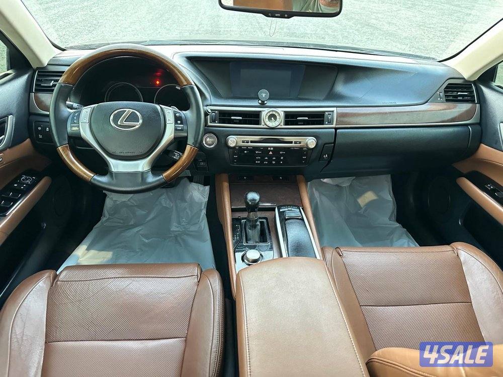 لكزس GS 350 موديل ٢٠١٥ بحالة ممتازة7