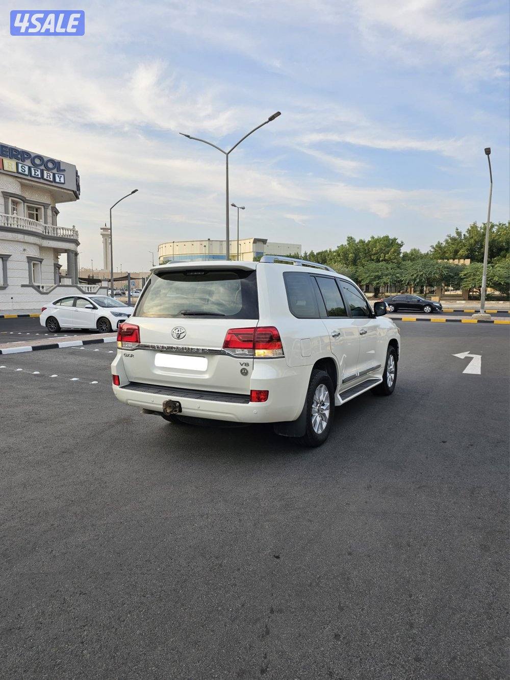 لاند كروز 2017 GXR نظيف الموتر ..1