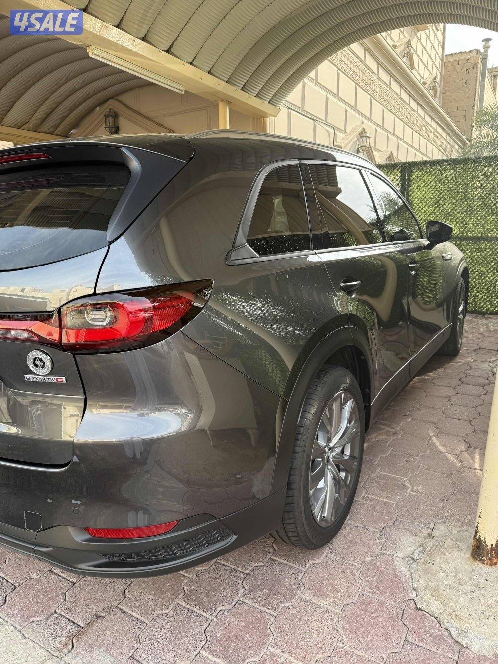 للبيع مازدا CX-90 موديل 2024 شبه اصفار1
