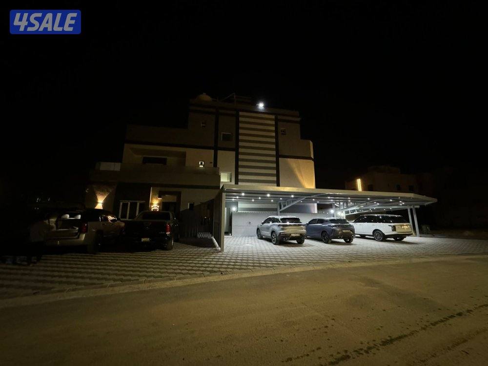 للبيع بيت في المطلاع1