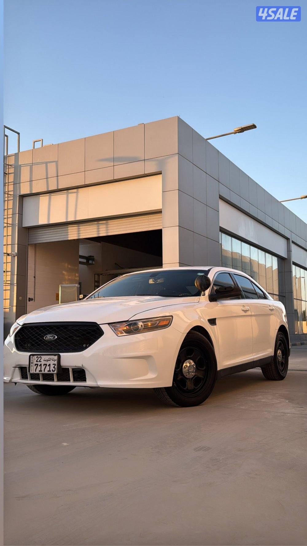 للبيع دوريه اصلي موديل 2015 ماشي67 الف10