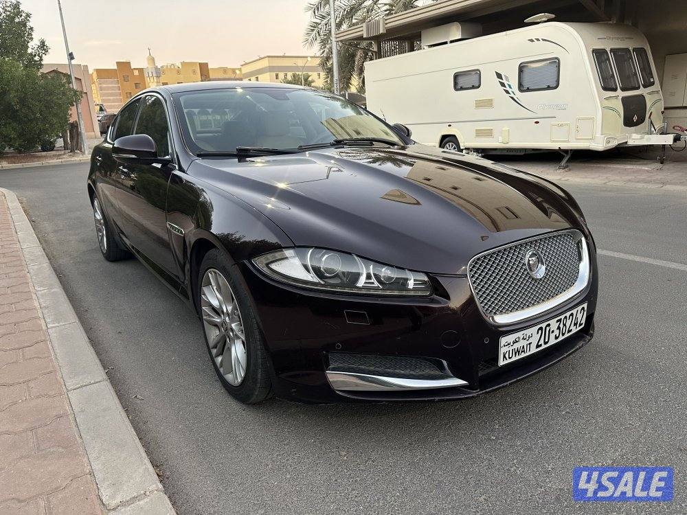 جاكوار 2012 نظيفة جدا2