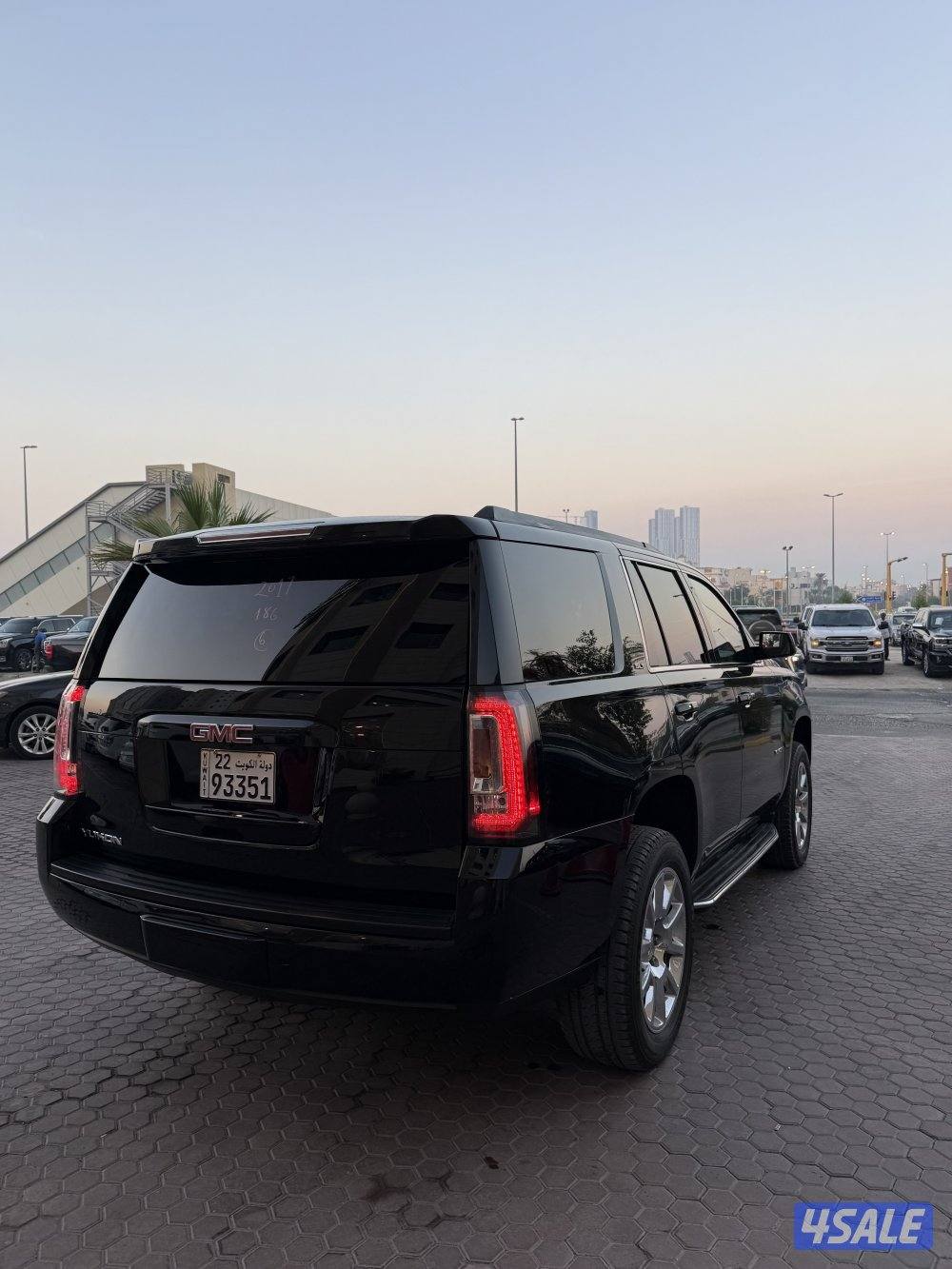 للبيع يوكن 2017 وارد امريكا3