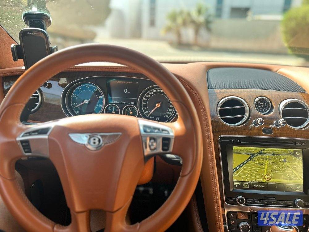 بنتلي GT V8 وارد الزياني 20154