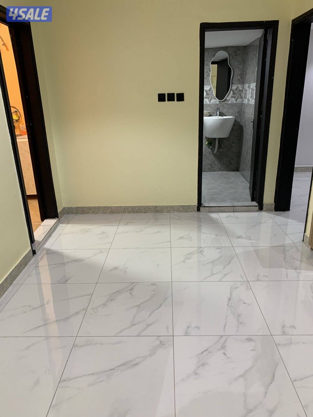 شقق للايجارغرفة وصالة ومطبخ وحمام تشطيب سوبر لوكس8