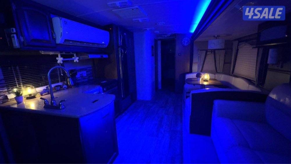 كرفان امريكي ٣٦ قدم1