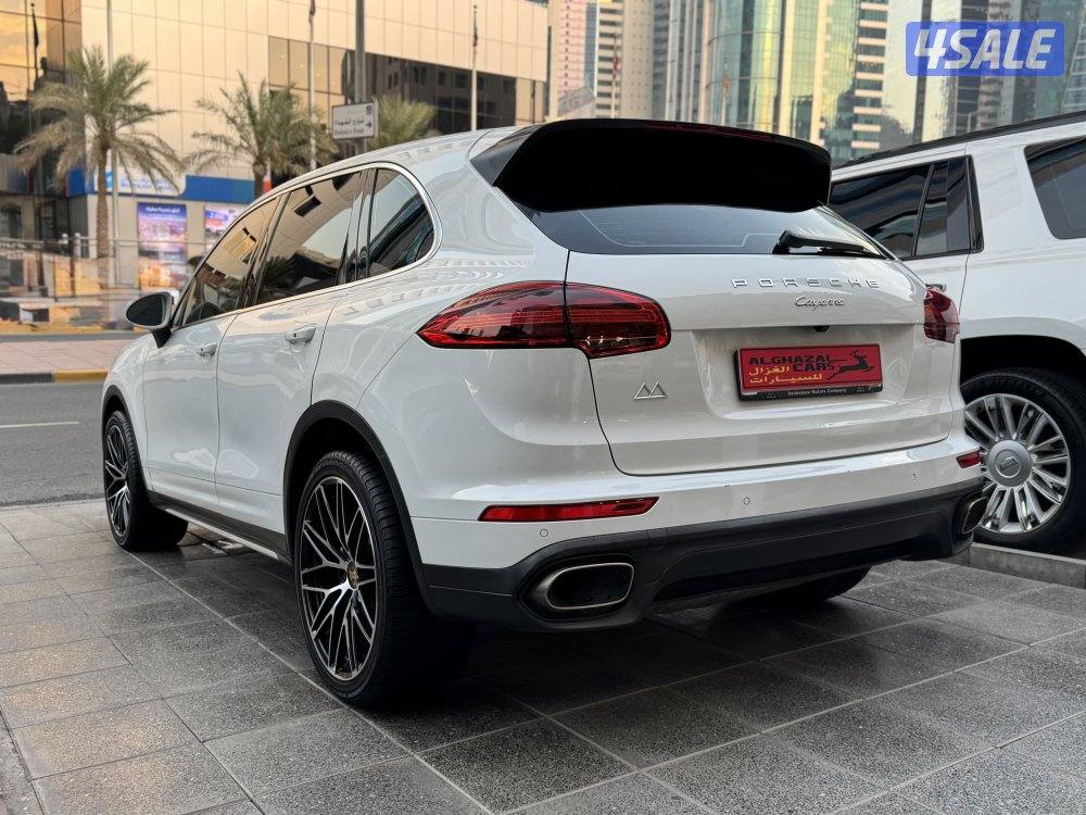 Cayenne / 2016 / 182 km شرط الفحص / كامل المواصفات0