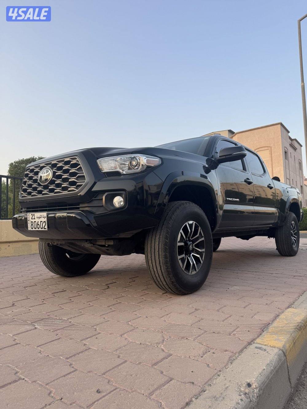 للبيع تويوتا تاكوما ٢٠٢٠  نظيف شرط الفحص قير مكينه شاصي  بدي3