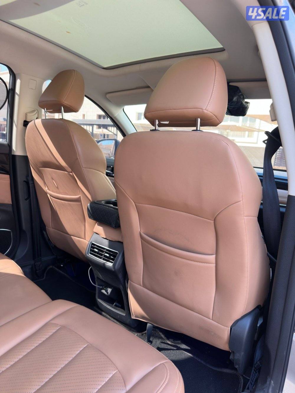 للبيع ساينو تراك VGV U75/202413