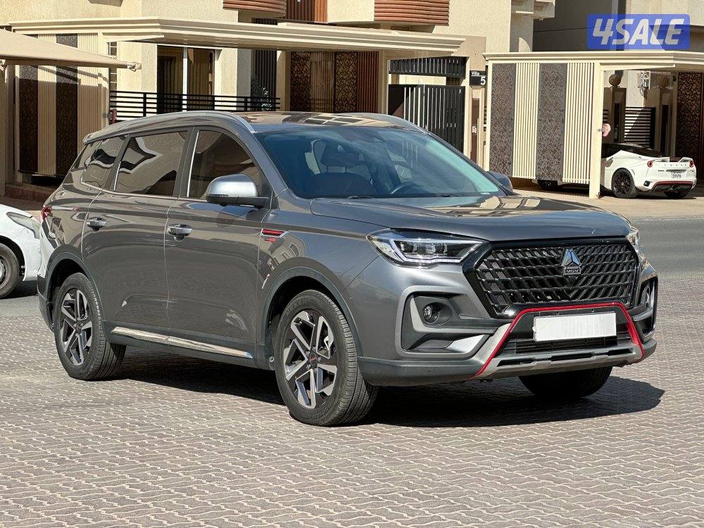 للبيع ساينو تراك VGV U75/202414