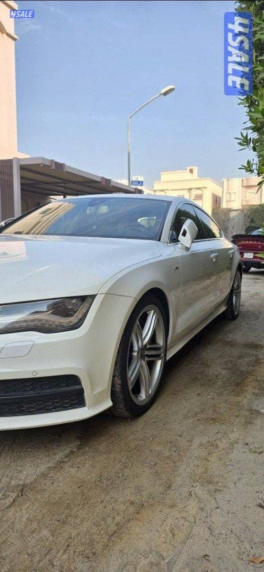 اودي a7 ماشي 111.0003