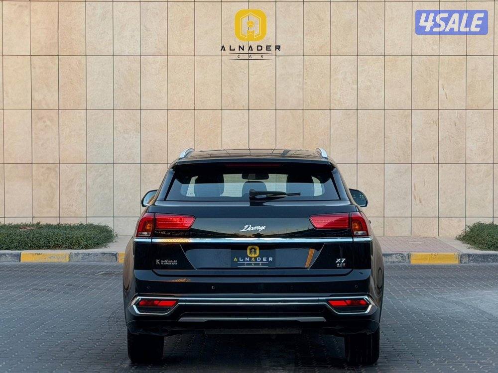 للبيع DOMY X7 X7 2.0T موديل 20184