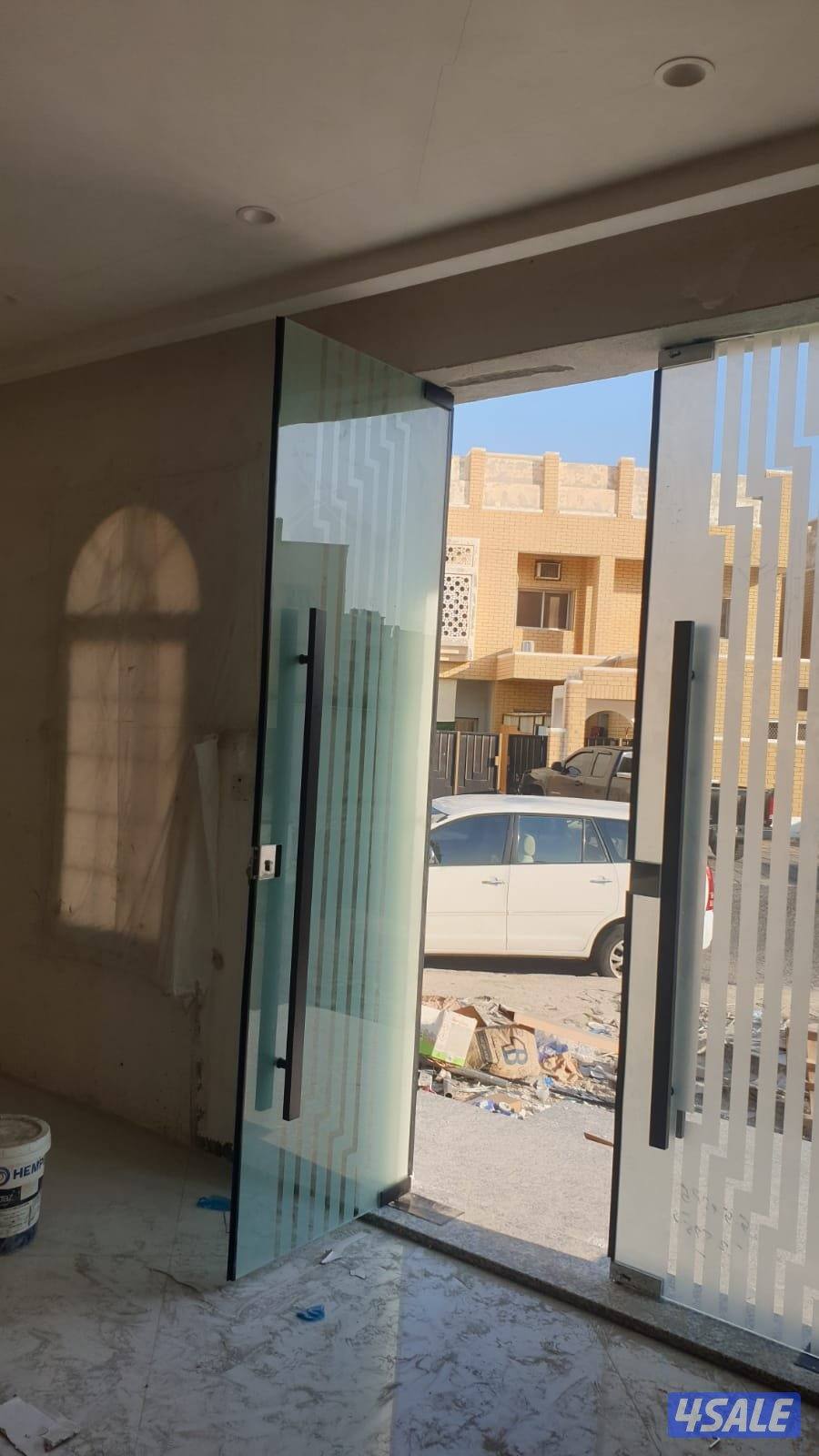 زجاج ومرايا  سكريت  شاورحمام طاولات طعام11