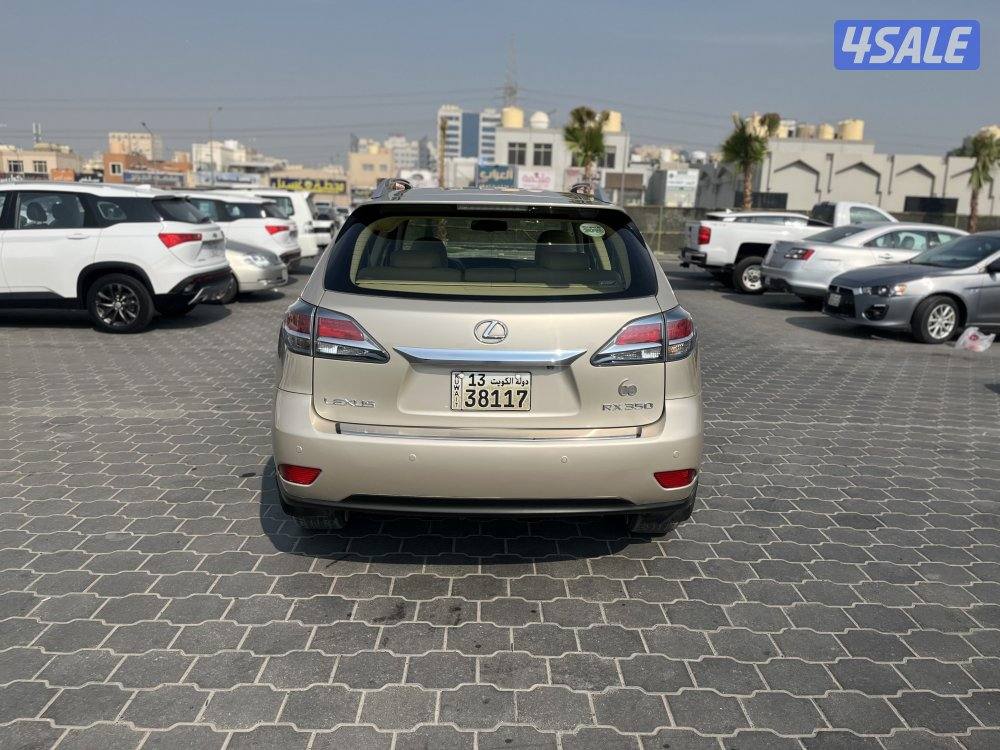 للبيع لكزس موديل 2015 ‏بحالة الوكالة4