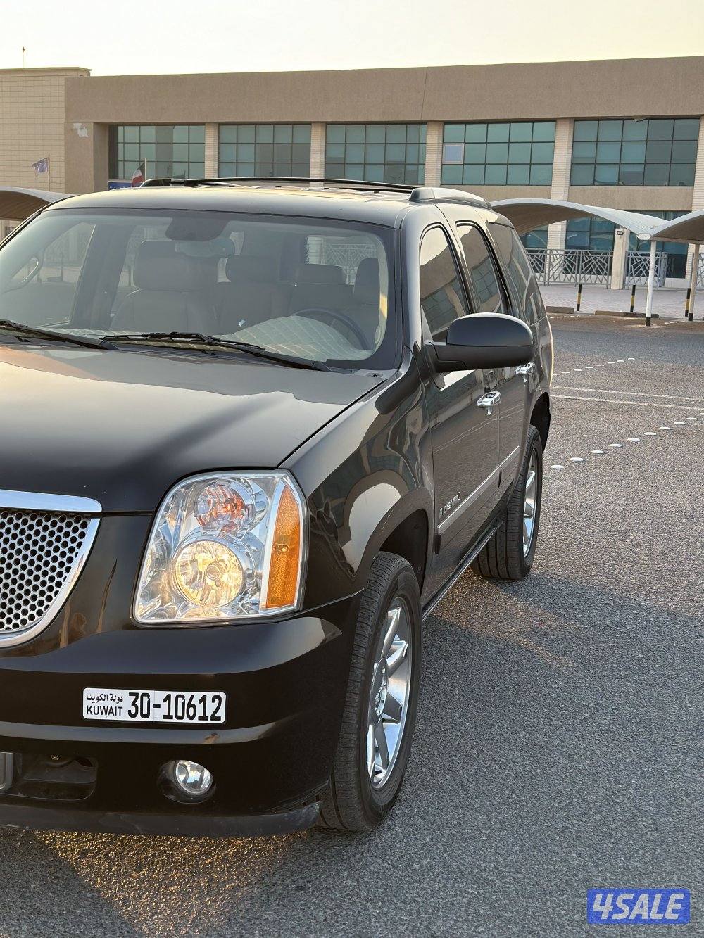 جي ام سي دينالي مديل 2009 بحالة وكاله1