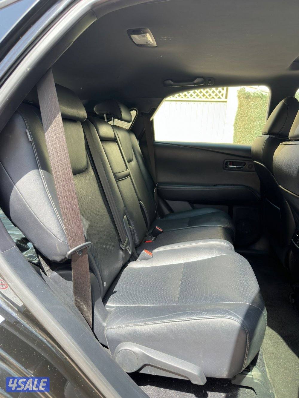 RX450 h
F-sport Black Edition11