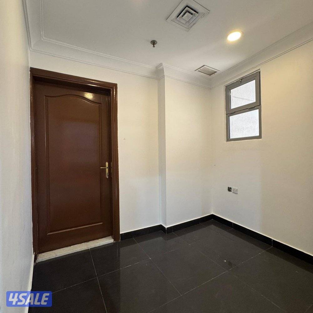 شقة إطلالة بحرية للإيجار في السالمية5