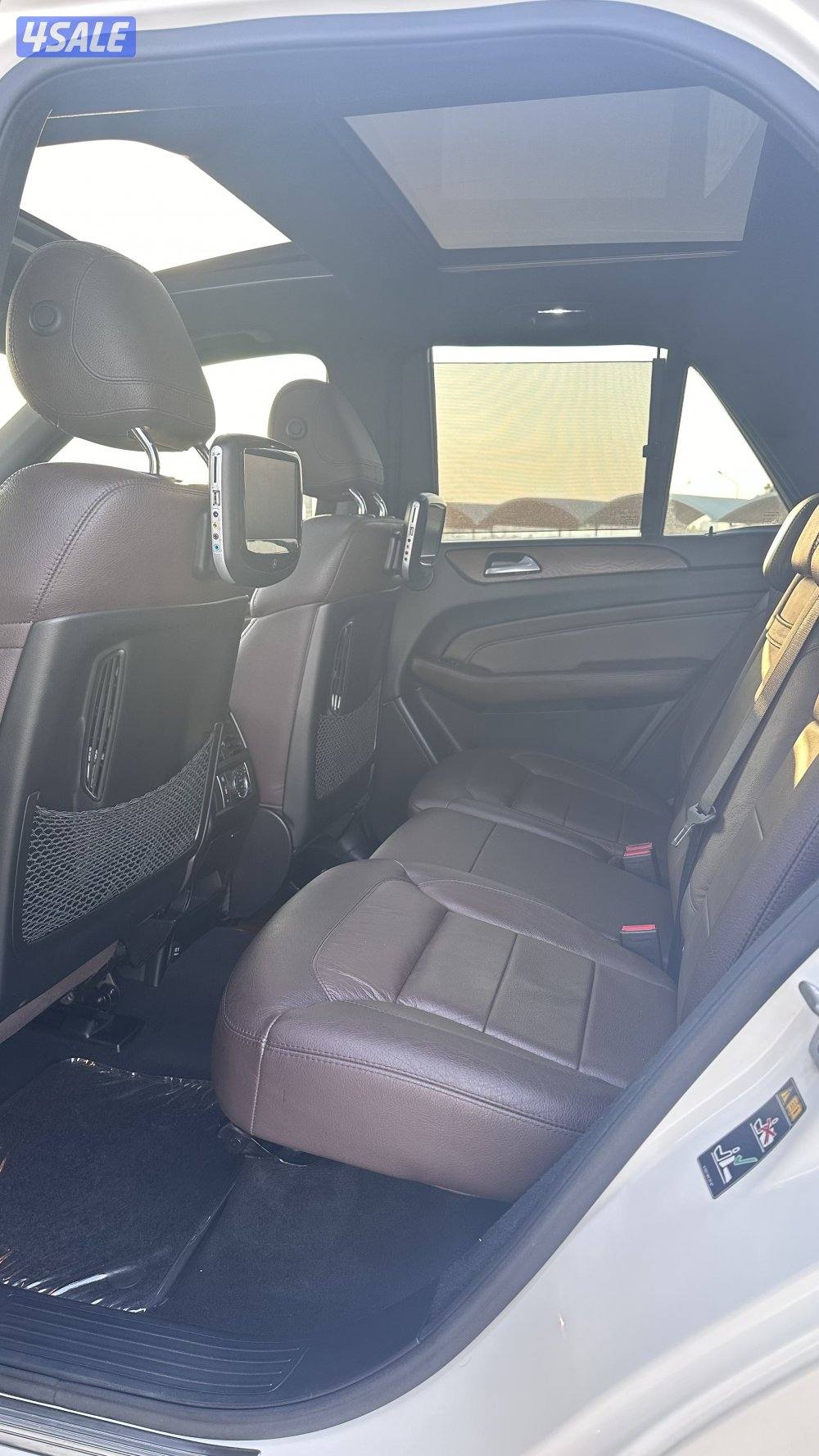 مرسيدس - ML400 مديل 2015 عداد 1408