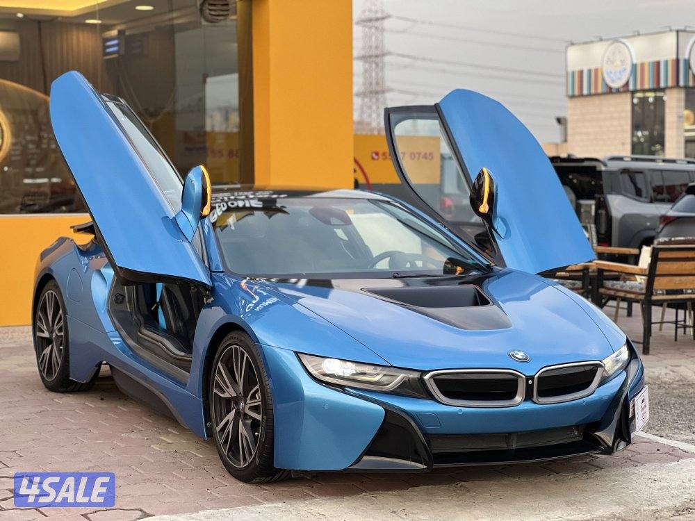 للبيع بى ام دبليو i8 2015 عداد 74 آلف وراد الغانم0