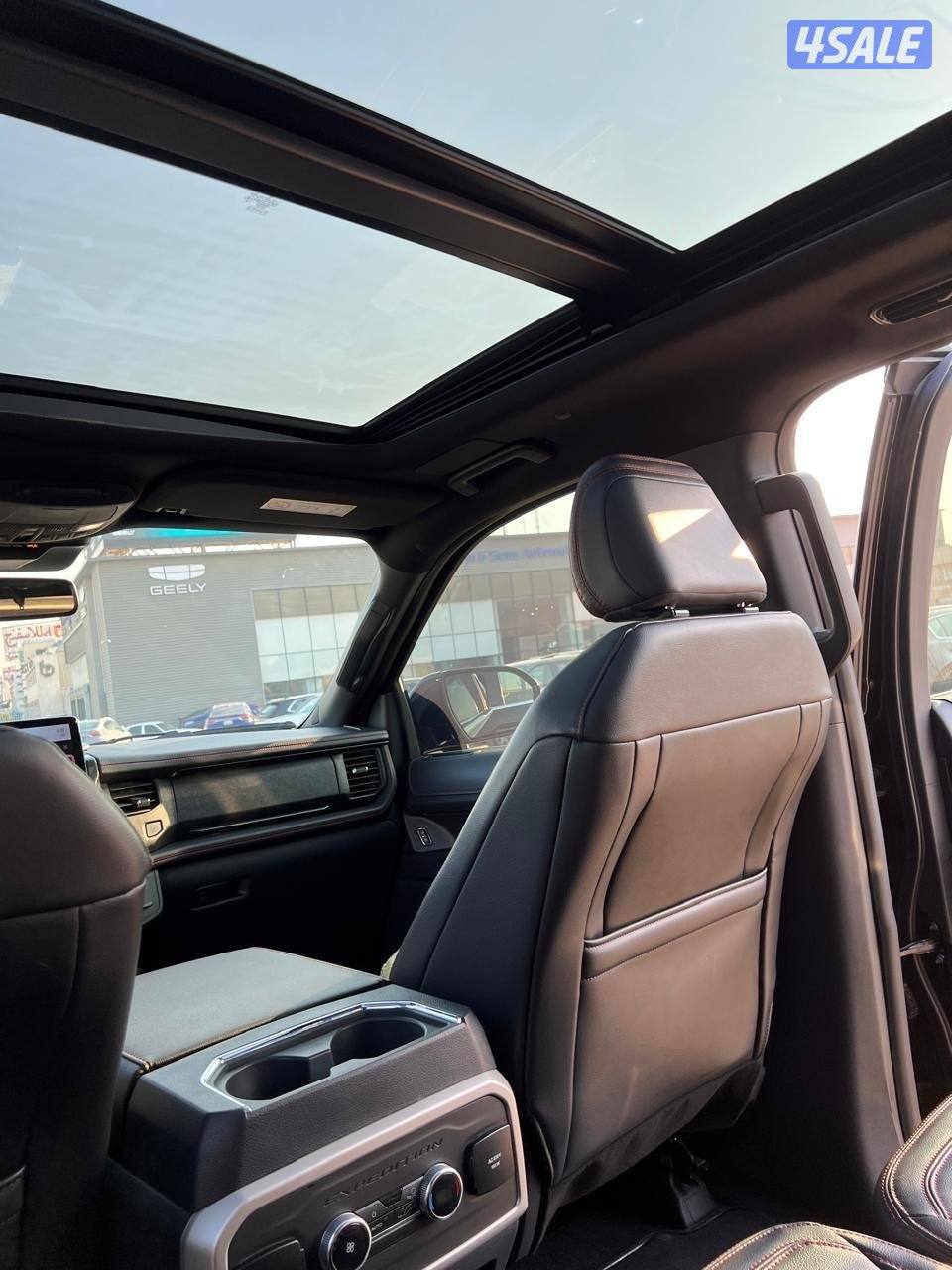 سياره فورد اكسبدشن للبيع4