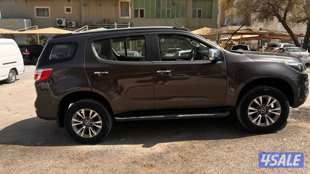 خيطان قطعة 83