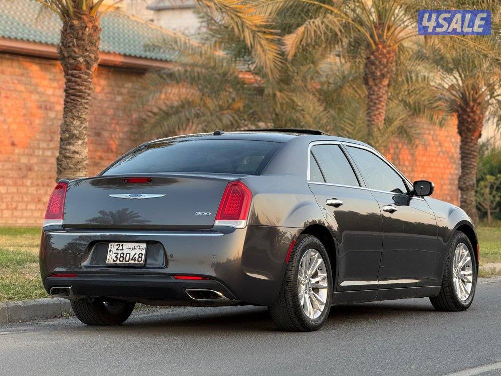 C300 موديل 2022 بحالة ممتازة عداد 85 ألف2