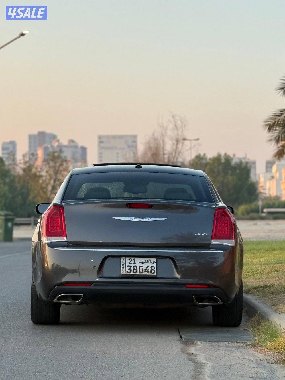 C300 موديل 2022 بحالة ممتازة عداد 85 ألف3