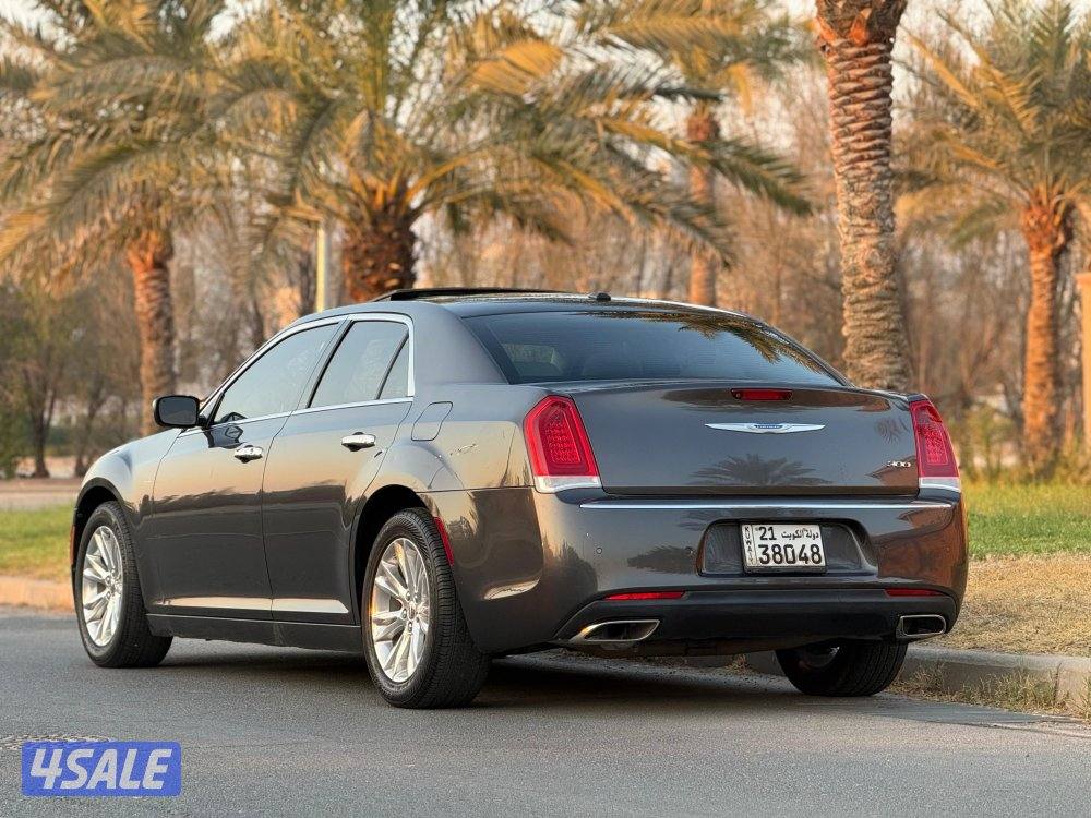 C300 موديل 2022 بحالة ممتازة عداد 85 ألف6