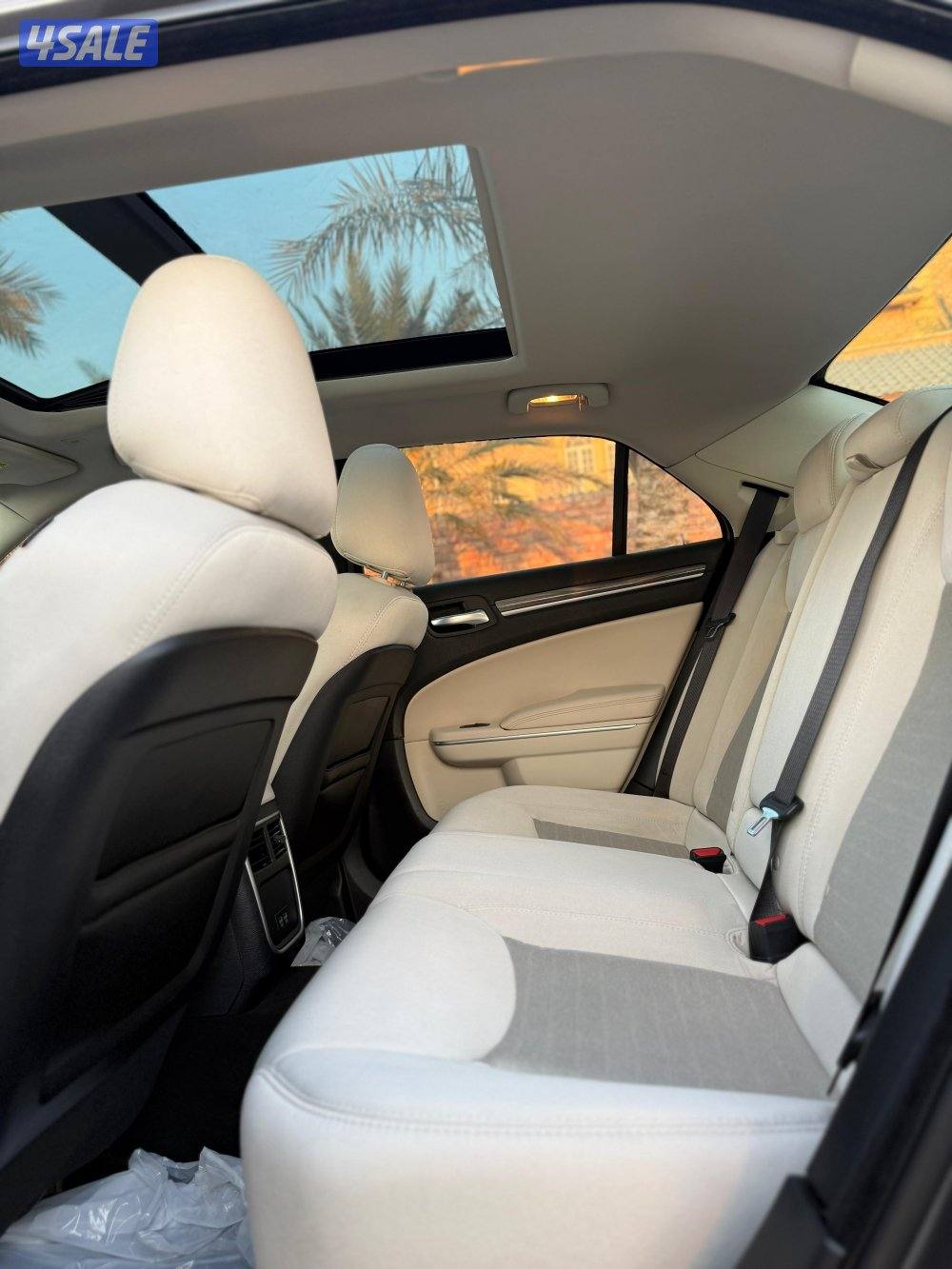 C300 موديل 2022 بحالة ممتازة عداد 85 ألف7