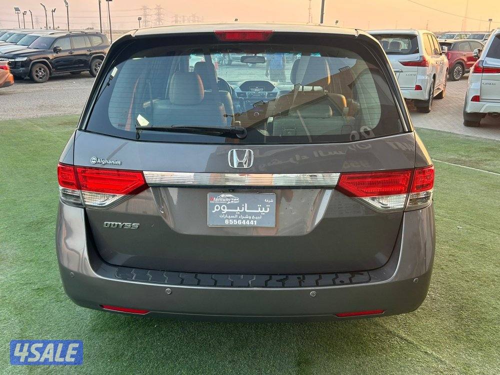 للبيع هوندا أوديسي موديل 20155