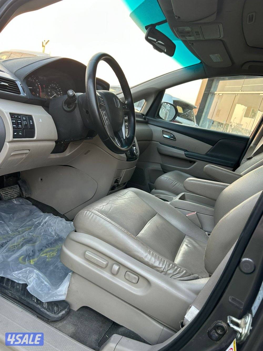 للبيع هوندا أوديسي موديل 20158