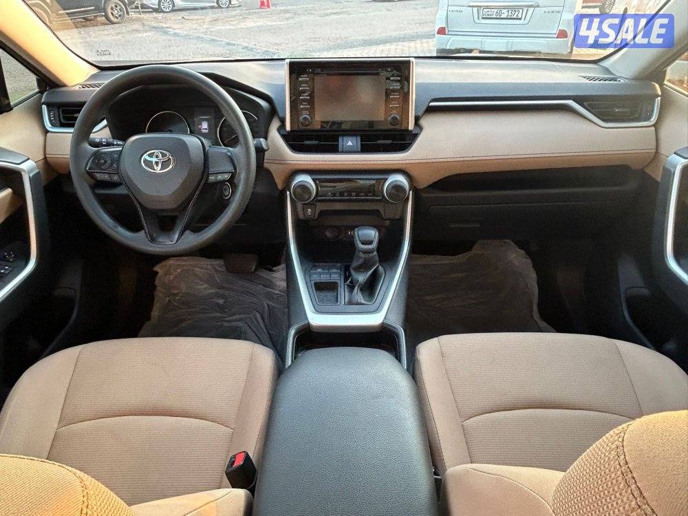 للبيع تويوتا راف 4 موديل 20197