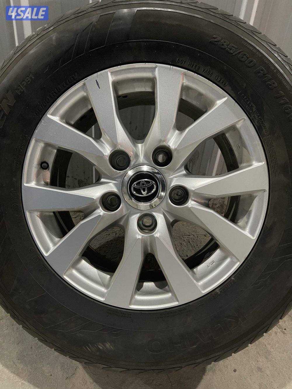 للبيع 4 رنجات لاندكروزر GXR موديل 2017 رنجات الوكاله واستعمال خفيف0