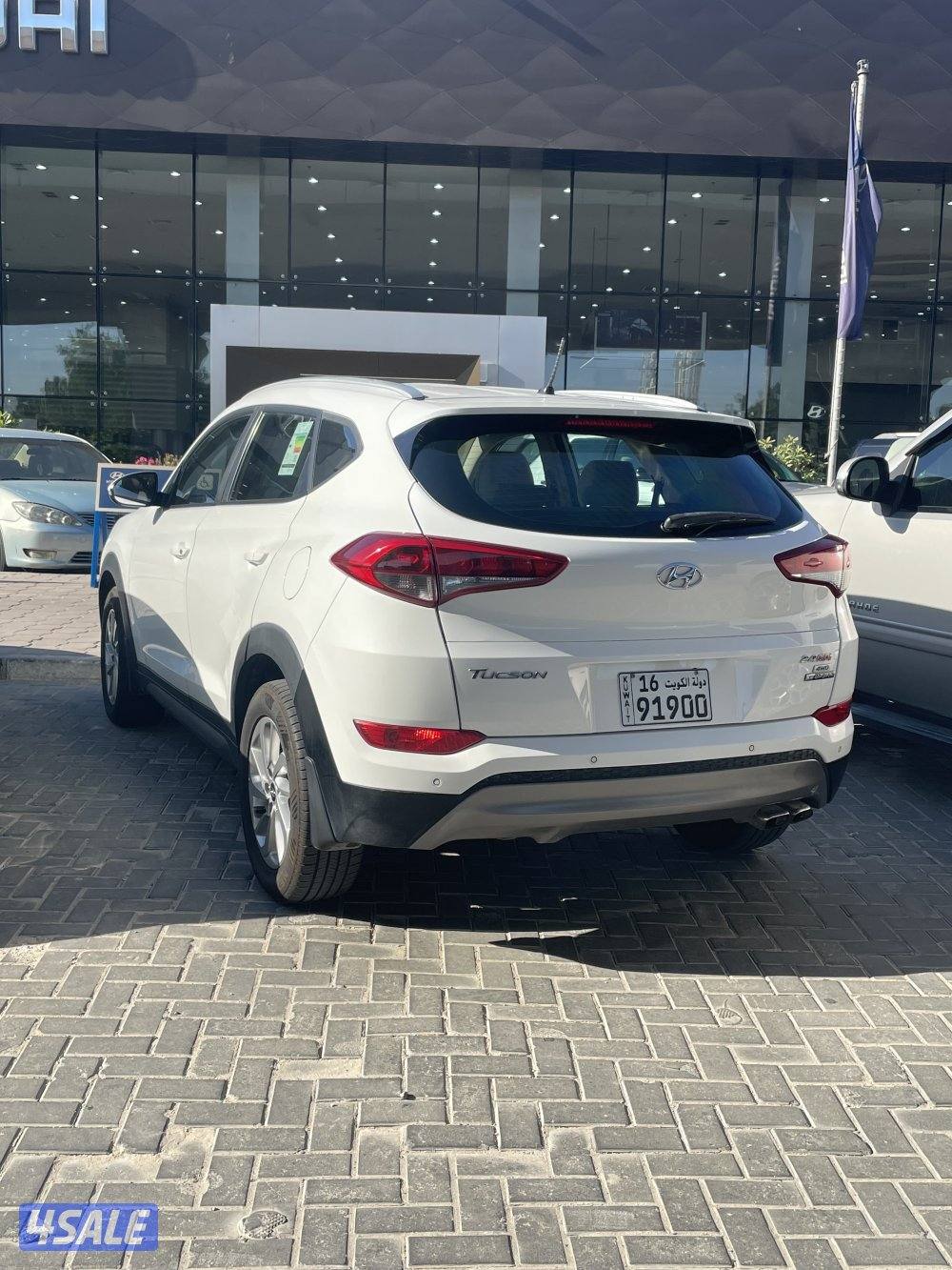 هيونداي توسان 2018  بحالة كالجديد ماشي 157   شرط الفحص0