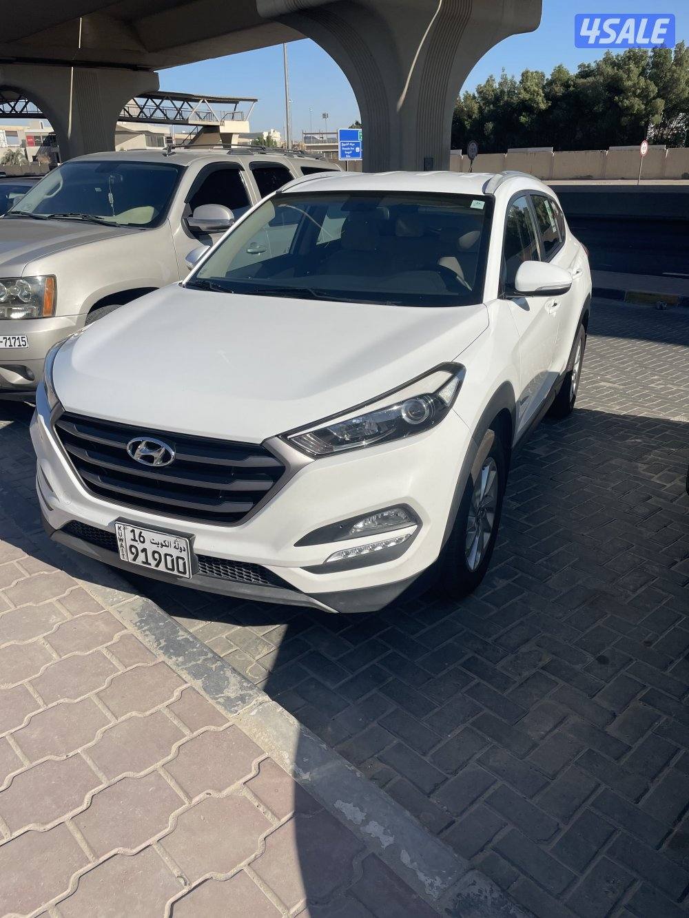 هيونداي توسان 2018  بحالة كالجديد ماشي 157   شرط الفحص2