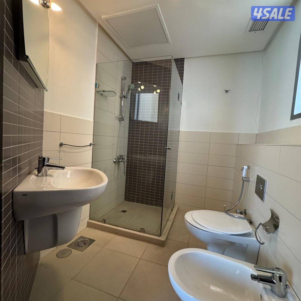 بينت هاوس إطلالة بحرية مباشرة لإيجار في السالمية11