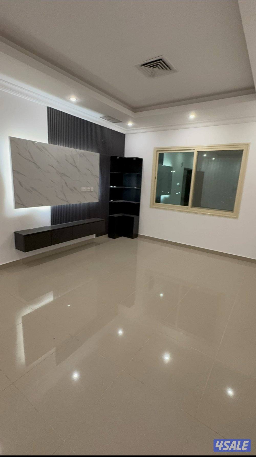 شقة كبيرة وفخمة للإيجار في ابو فطيرة1