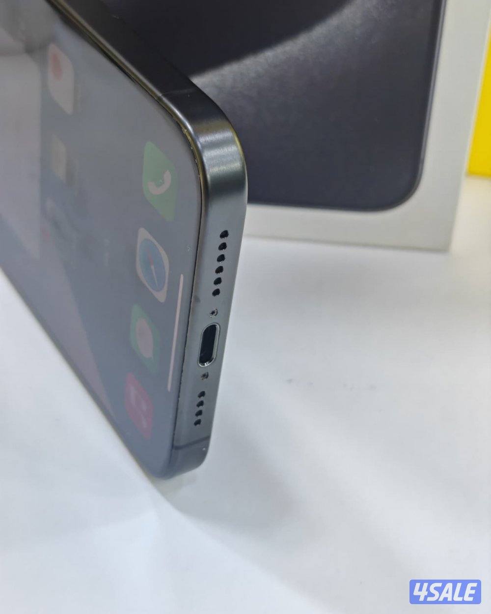 ايفون 15 برو ماكس 256 جيجا  iPhone 15 Pro Max 256GB Black like new2