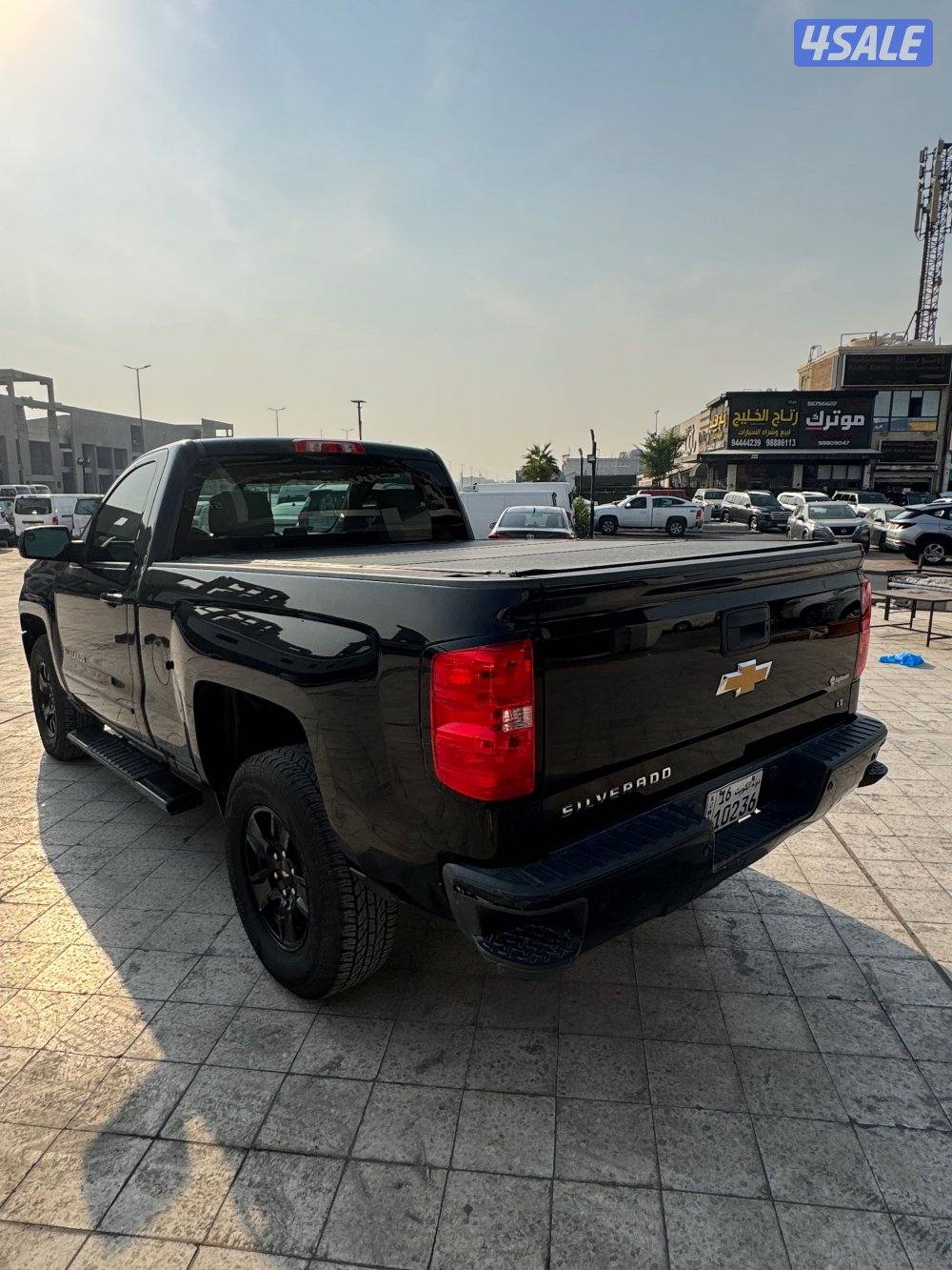 للبيع سلفرادو موديل ٢٠١٨ شرط الفحص عداد ٦٧ الف وارد الوكاله3