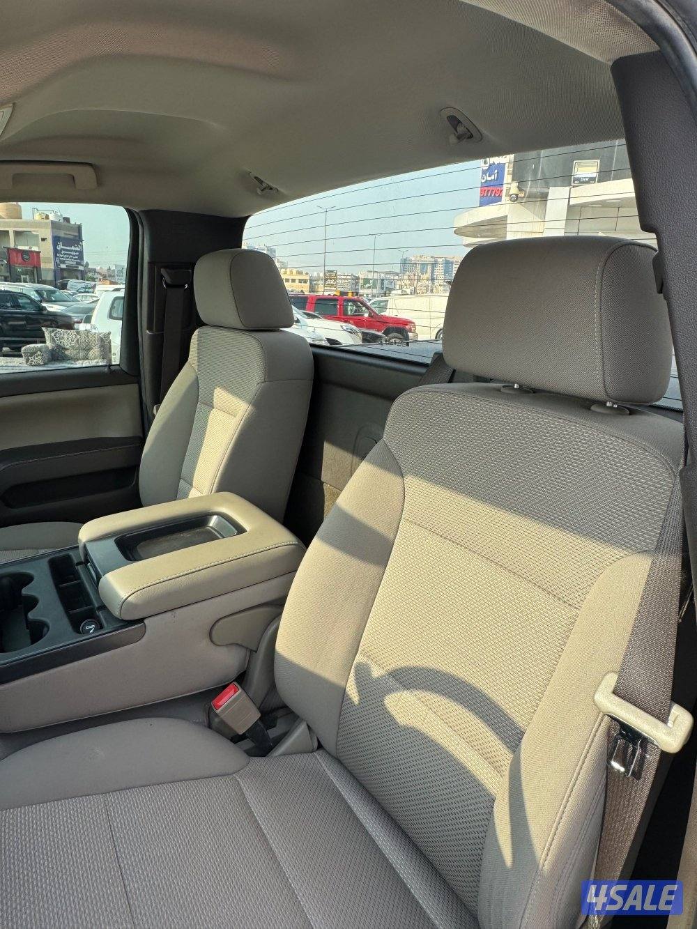 للبيع سلفرادو موديل ٢٠١٨ شرط الفحص عداد ٦٧ الف وارد الوكاله5