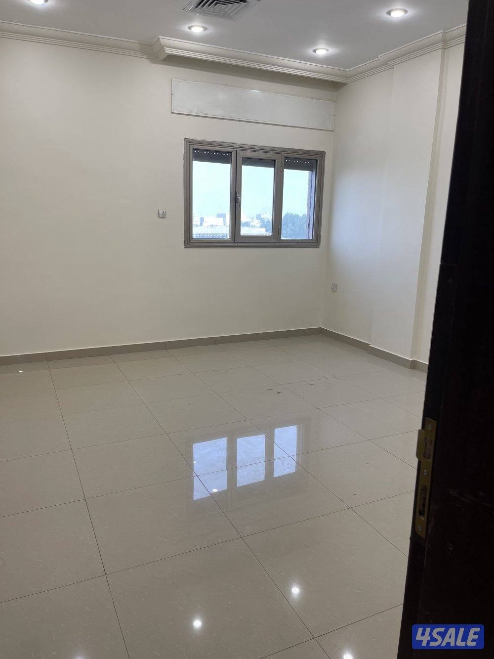 للإيجار شقه ديلوكس  بالقصور  غرفتين ماستر  من المالك2