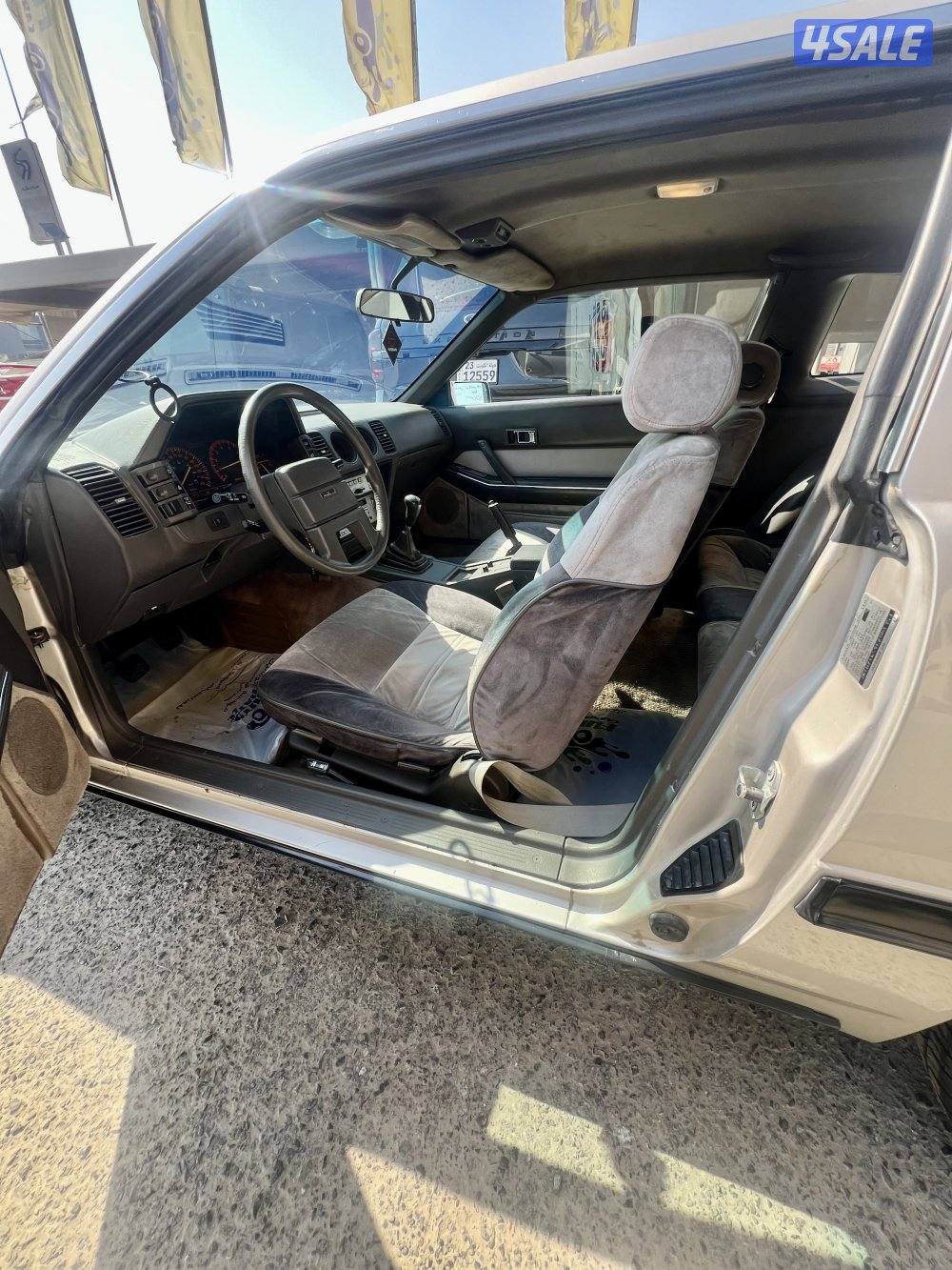 بيعه سريعه 300ZX 1984  ممشى ٨٤ الف وكاله6