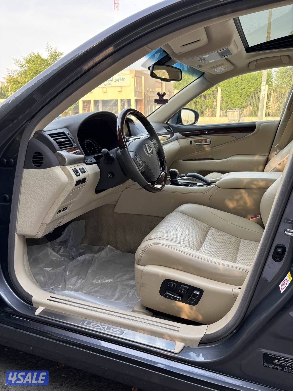 LS460 موديل 2016 ماشي 1084